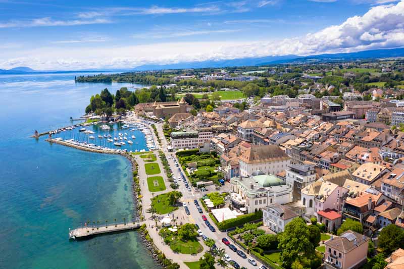https://bcyclet.dev06.fr/wp-content/uploads/2020/01/self-guided-bike-tour-lake-geneva-2.jpg